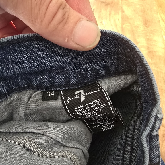 7 For All Mankind 34x30 - Picture 3 of 5